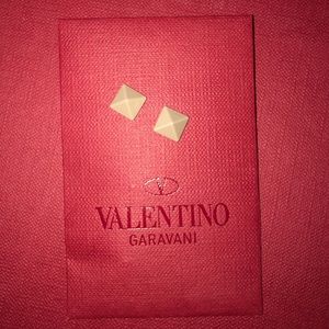 2 Valentino Rockstud replacement